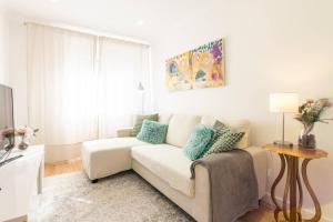 Serene 2-bedroom flat with garden view in Benfica