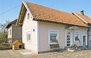 1 Bedroom Amazing Home In Licko Lesce - Vukelići