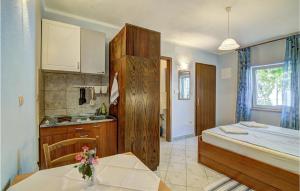 Gorgeous Apartment In Senj