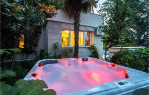 Cozy Home In Kamenmost With Sauna