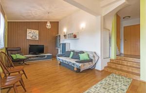 Awesome Home In Betiga With Kitchen 