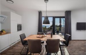 Awesome Home In Kastel Sucurac