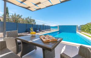 Stunning Home In Sibenik - Zaboric