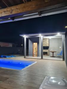 Casa uma quadra do mar