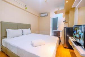 Best Deal and Simply Studio Bassura City Apartment By Travelio