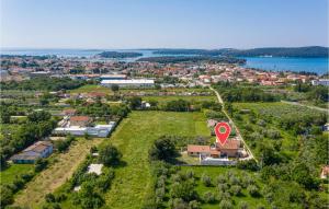 Nice Home In Medulin With Kitchenette