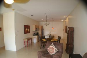 La Isla 201 Mid-island next Beach Park Isla Blanca