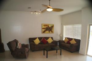 La Isla 201 Mid-island next Beach Park Isla Blanca