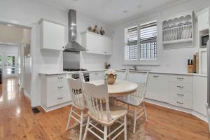 The Macleay - Poolside Entertainer, Pets Allowed