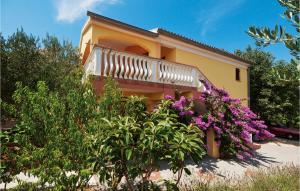 4 Bedroom Awesome Home In Krusevo 