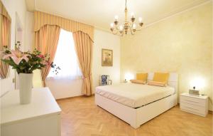 Gorgeous Home In Viareggio With Kitchen