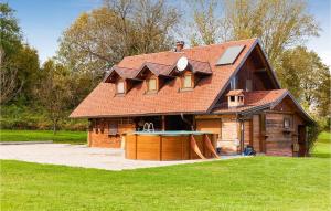 Awesome Home In Donja Stubica