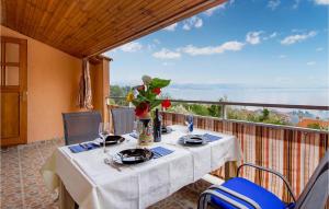 Cozy Apartment In Lovran With Wifi