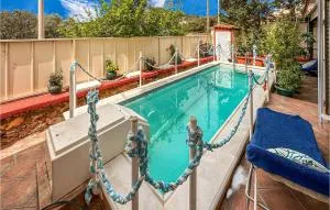 3 Bedroom Cozy Home In Koropi - Áyios Nikólaos