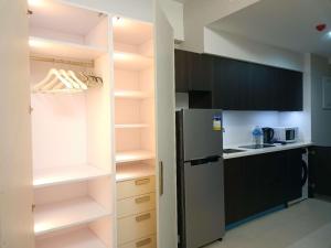 AeonTower Suites&Hotel by CMC