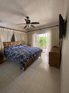 Apartment with ocean front view