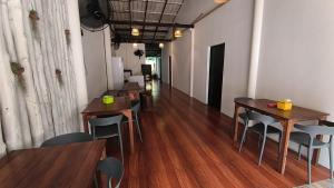 Chalok Hostel