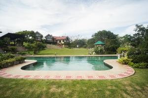 Tagaytay Foothills Cherimoya Farm Staycation