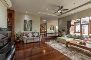 Villa Moon Talay View