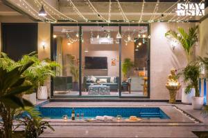 StayVista at Starlit Manor with Private Pool, AC, BBQ