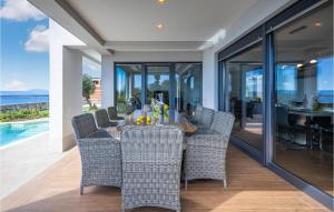 4 Bedroom Gorgeous Home In Crikvenica