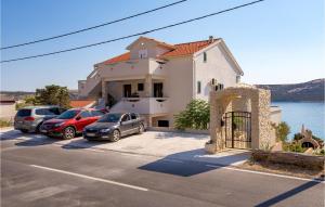Stunning Apartment In Stara Novalja 