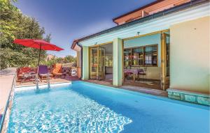 Lovely Home In Liznjan With Kitchen