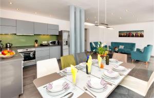 4 Bedroom Awesome Home In Fazana