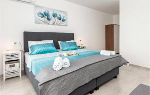 4 Bedroom Awesome Home In Fazana 
