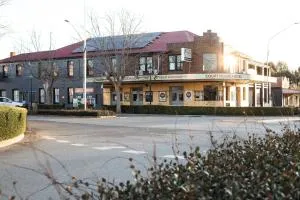 Courthouse Hotel Boorowa - Binalong