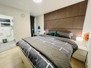 Brand-new luxurious guesthouse with king bed in MPK, 1mi to Meta, 3mi to Stanford - فريمونت