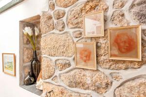 Girl Annie Beach Cottage Great Sea-Views Garden