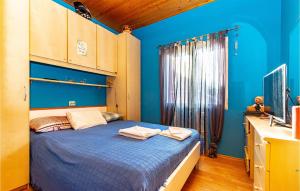 Gorgeous Apartment In Prizba With Wifi