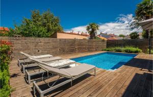 Awesome Home In Malinska With Wifi