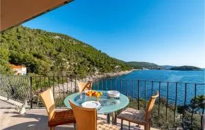 Gorgeous Apartment In Prizba With Wifi - Brnistrova