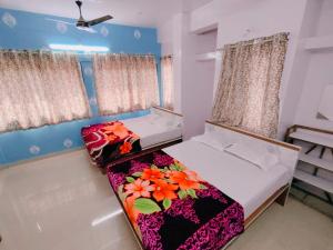 Satyam Guest House