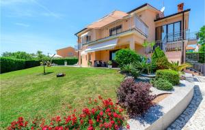 Gorgeous Home In Labin With Wifi