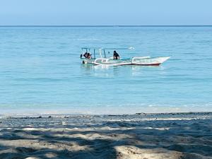 Scar Reef Resort - Beachfront Paradise HALF BOARD or NIGHT STAY