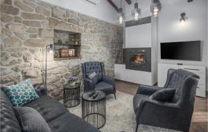 Nice Home In Buzet With Sauna 
