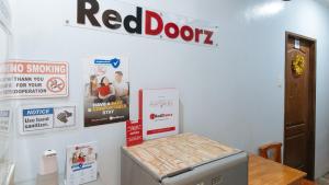 RedDoorz at DBuilders Rooms Ph2 Taguig
