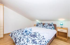 2 Bedroom Cozy Apartment In Icici 