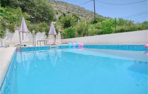 2 Bedroom Beautiful Home In Podstrana