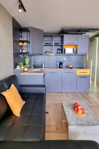 Stonefall Tenerife Holiday Apartment Las Americas