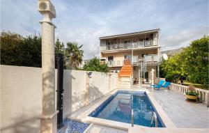 3 Bedroom Stunning Home In Podstrana