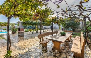 Nice Apartment In Pula With Wifi 