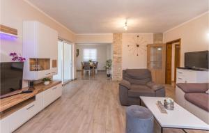 Cozy Home In Biograd Na Moru