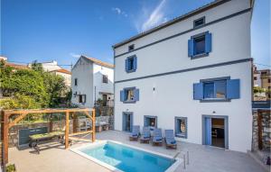 Cozy Home In Omisalj With Sauna