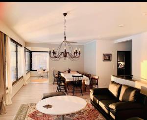 Villa Venetsia tilava huvila