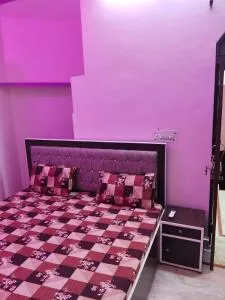 Love Kush Guest House - Gokul