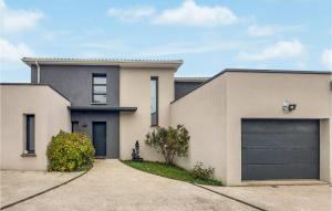 Maisons de vacances 3 Bedroom Beautiful Home In Vertou : photos des chambres